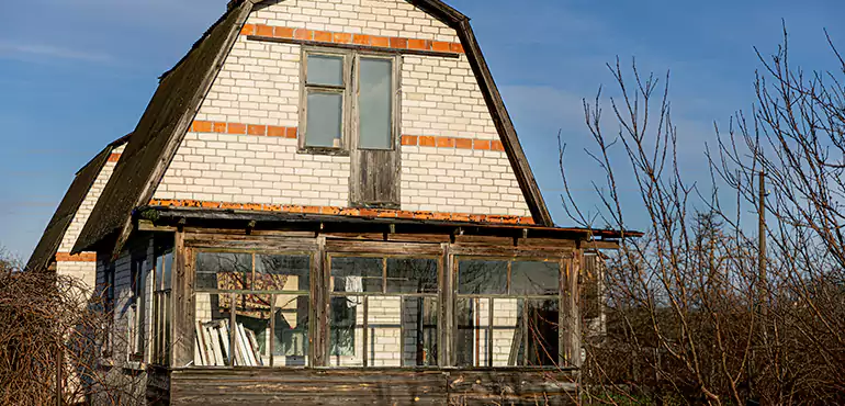 Own a Rental in Disrepair? We’ll Take It Off Your Hands in West Babylon